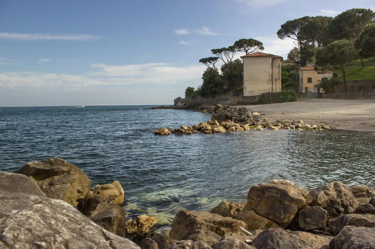 La Casa Della Tilde Apartment Ameglia  Bocca di Magra