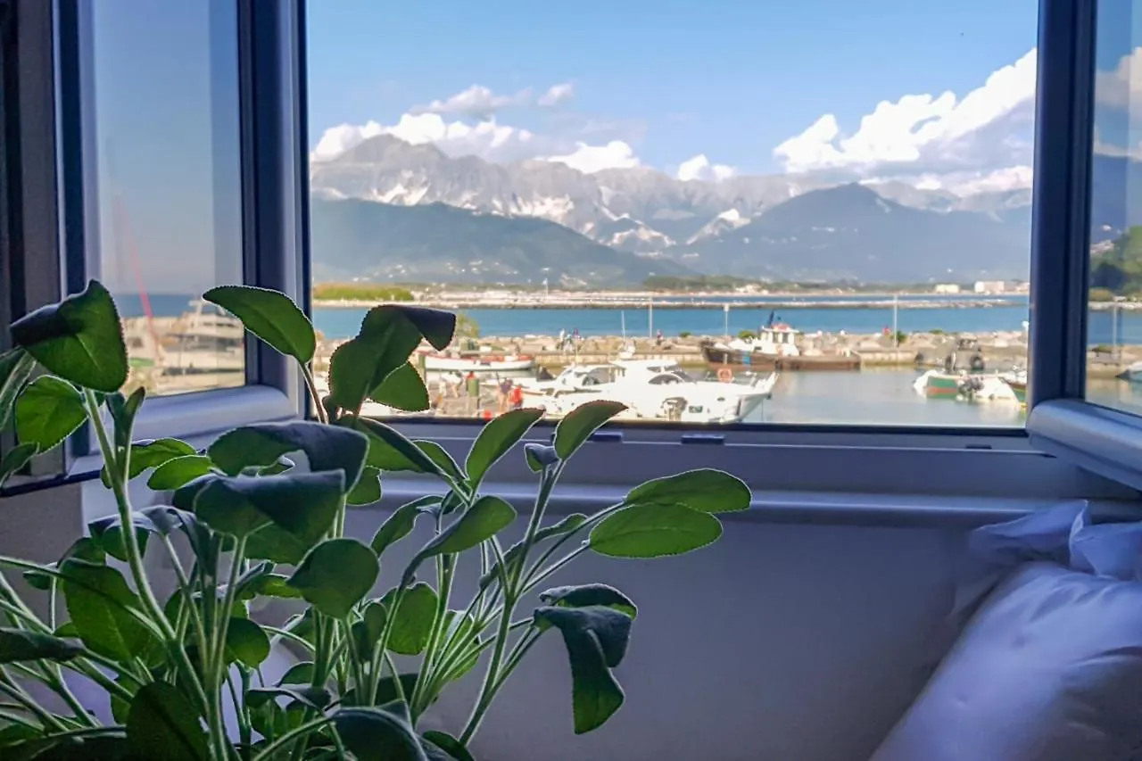 La Casa Della Tilde Apartment Ameglia İtalya