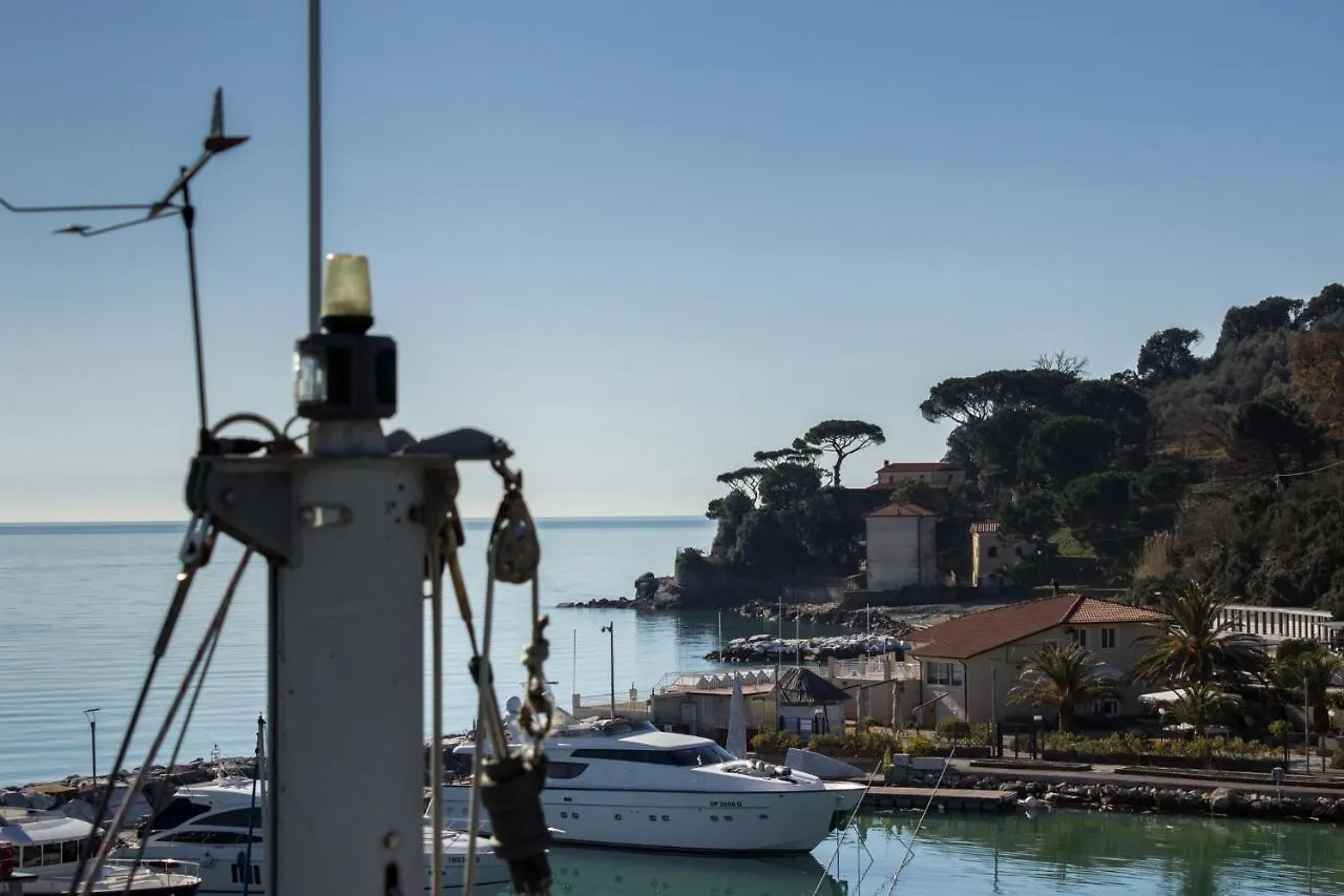 Appartamento La Casa della Tilde Bocca di Magra Italia